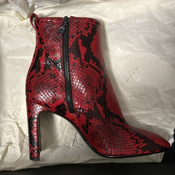 Rag & Bone Ellis Boot Red/Black NWT Size 7.5 - Picture 3 of 11